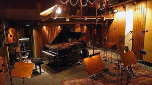 LIVE ROOM